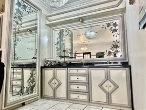 6 Bed House in Laudium