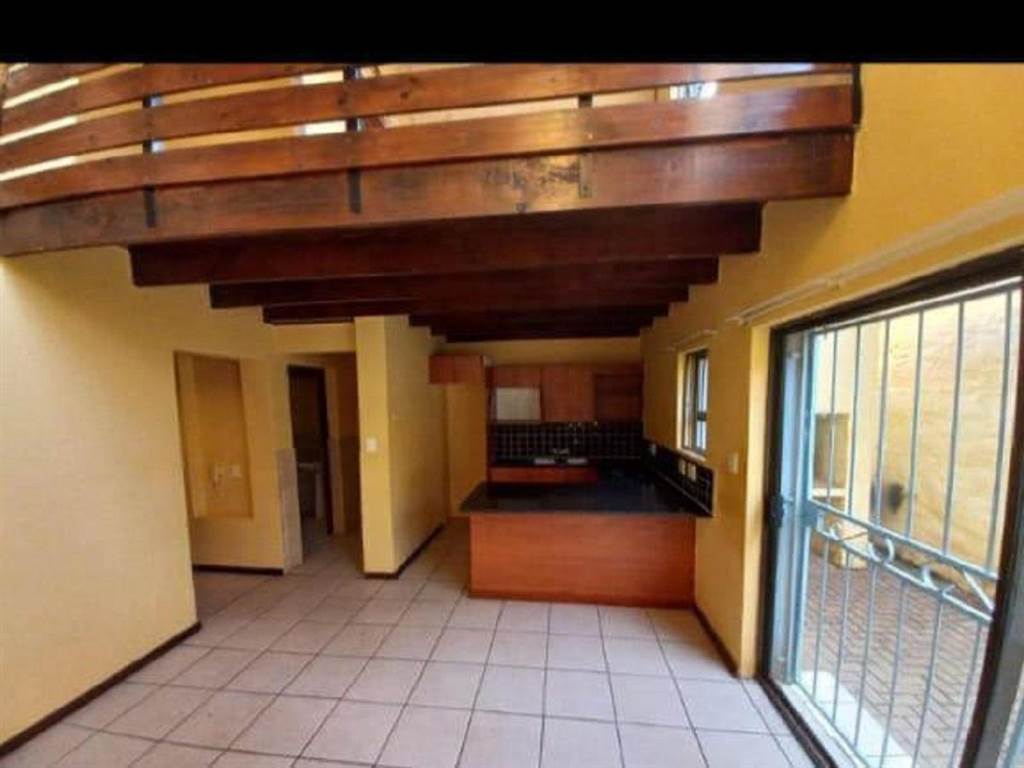 1 Bed Apartment in Pretoria North photo number 1