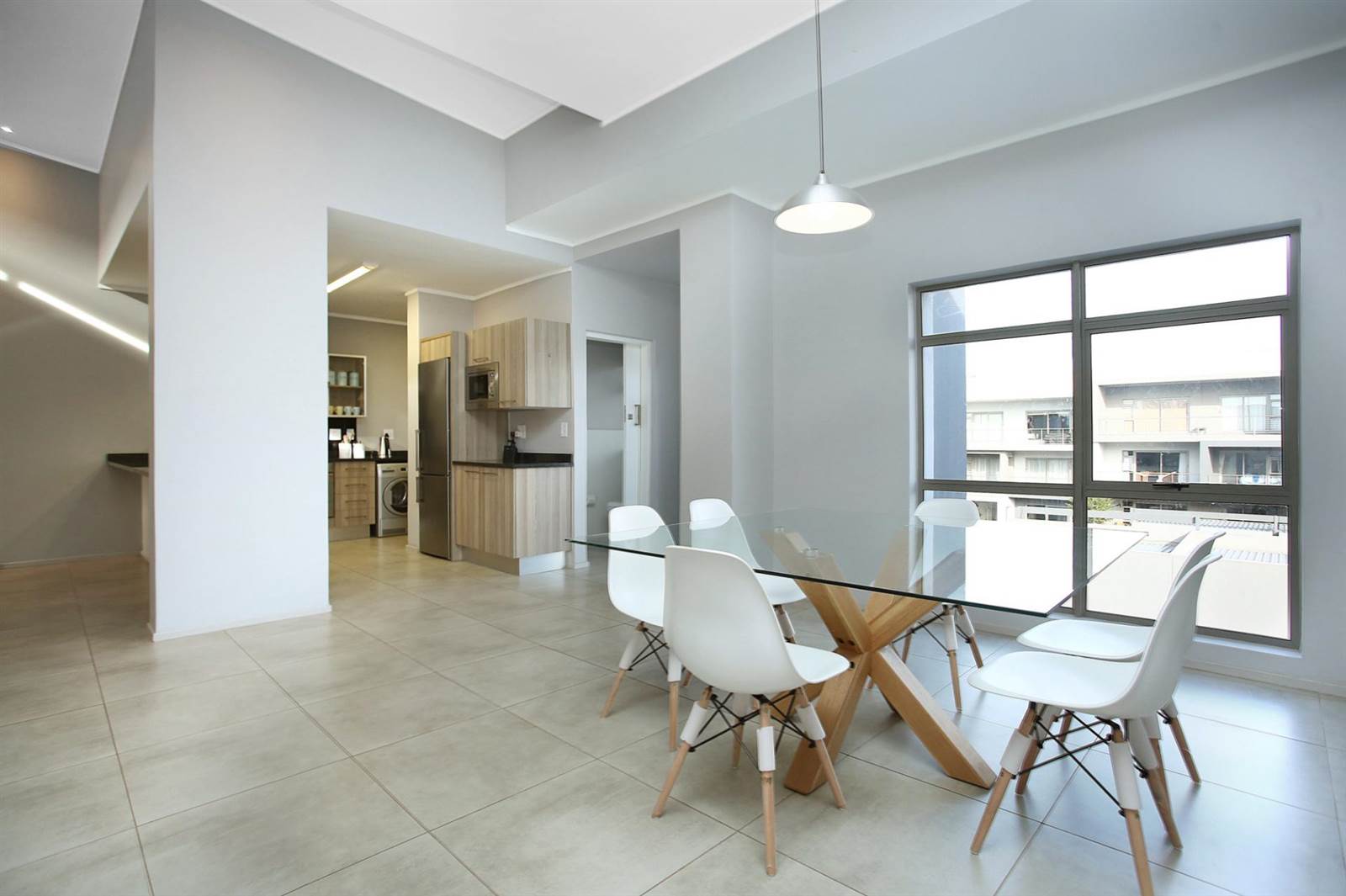 3 Bed Apartment in Jeppestown photo number 13