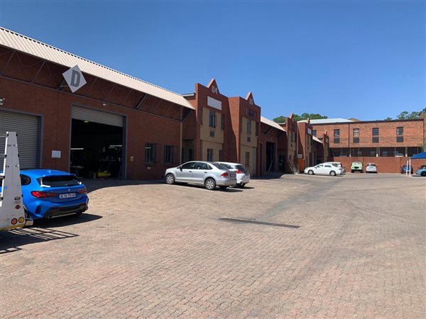 266  m² Industrial space