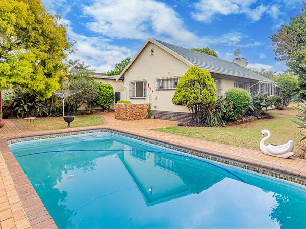 3 Bedroom House 3 Bedroom House