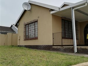3 Bed House in Kwandengezi