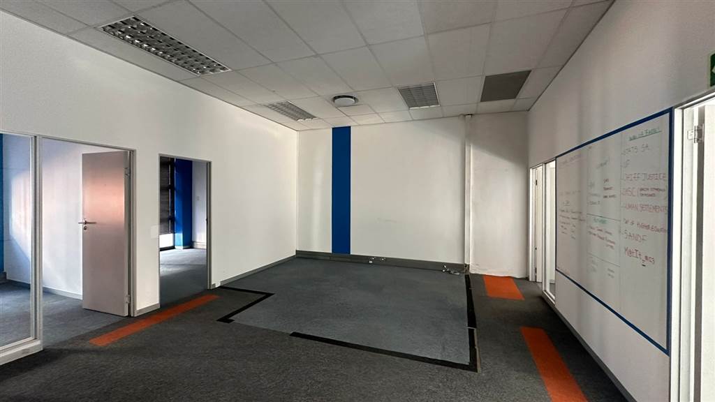 153  m² Commercial space in Highveld photo number 5