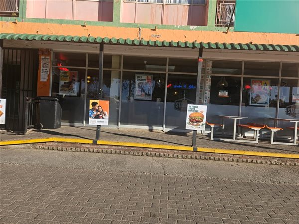 116 m² Retail Space 116 m² Retail Space