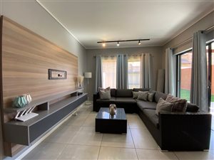 3 Bed Townhouse in Sharonlea