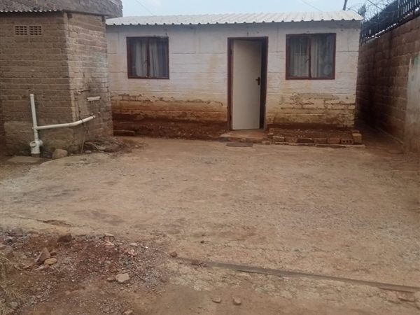 2 Bedroom House 2 Bedroom House