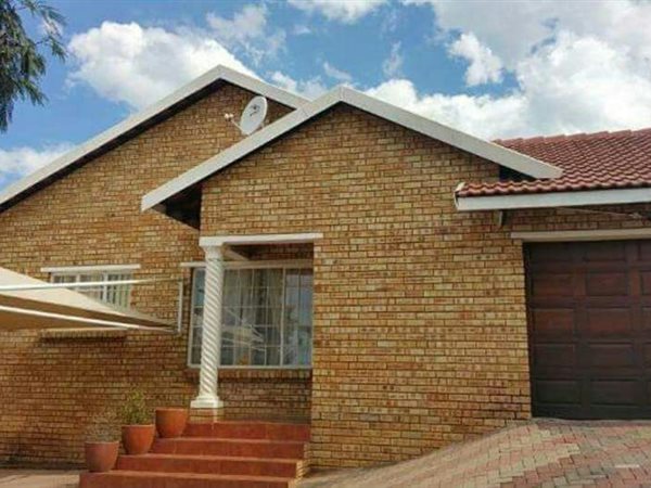 3 Bedroom House 3 Bedroom House