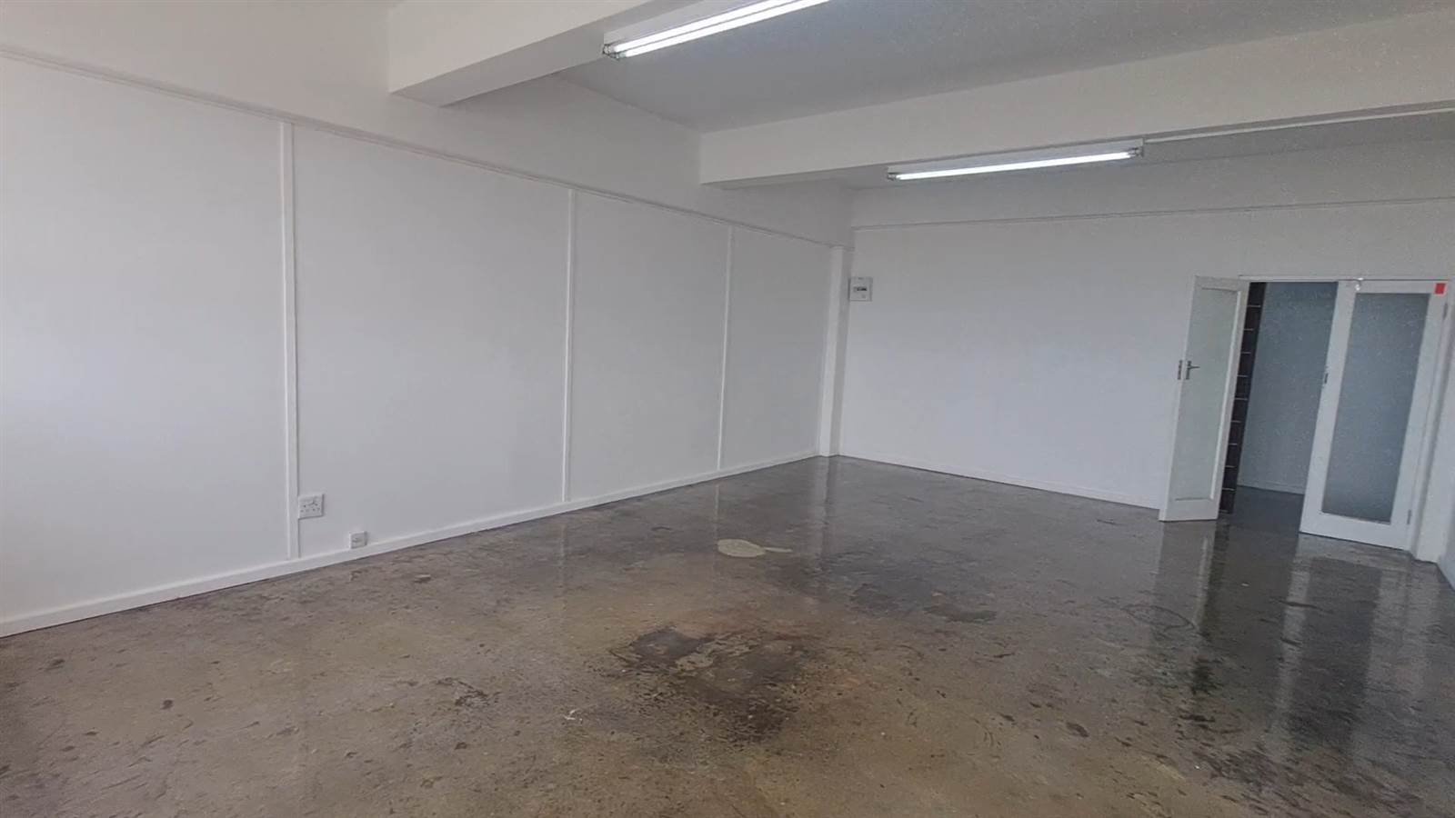 40  m² Commercial space in Woodstock photo number 8