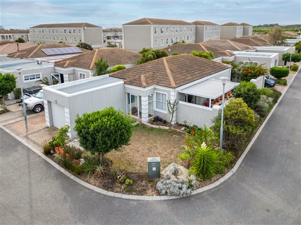 3 Bedroom House 3 Bedroom House