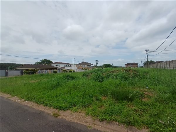 982 m² Land