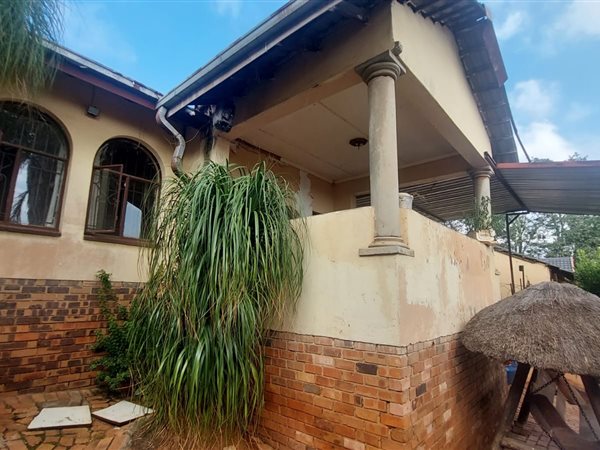 3 Bedroom House 3 Bedroom House