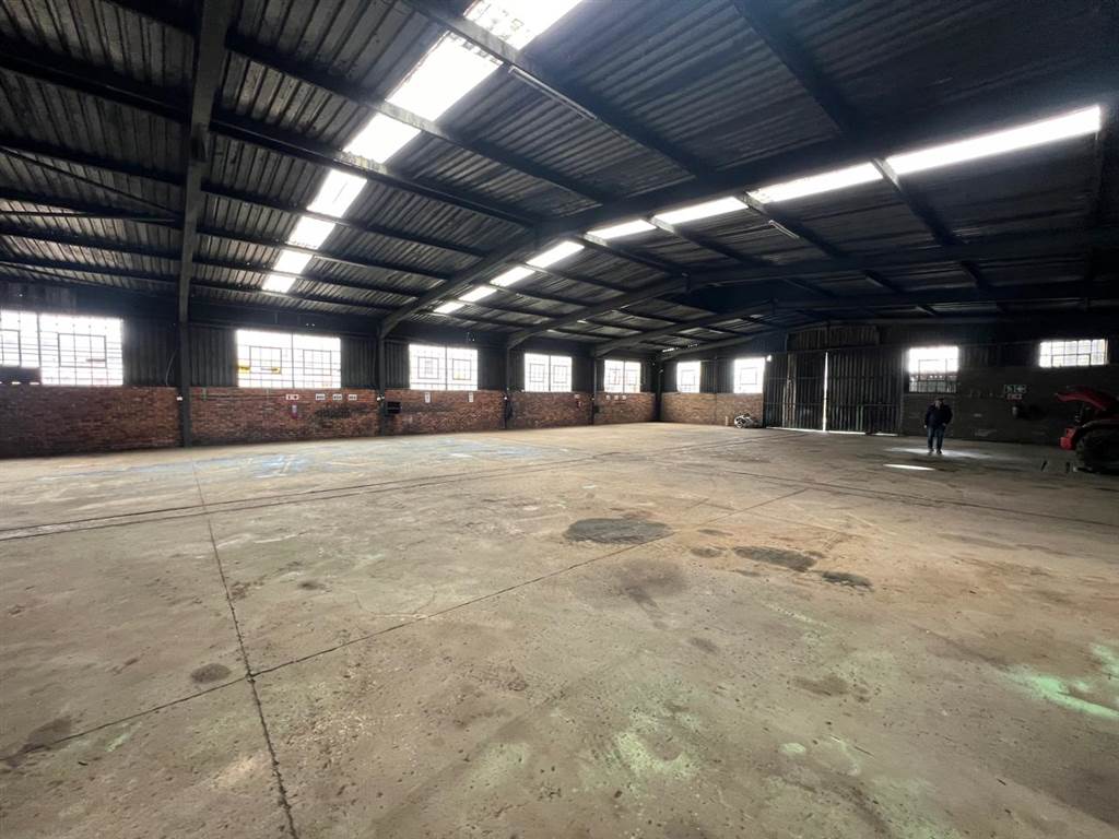 1050  m² Industrial space in Boksburg Central photo number 2