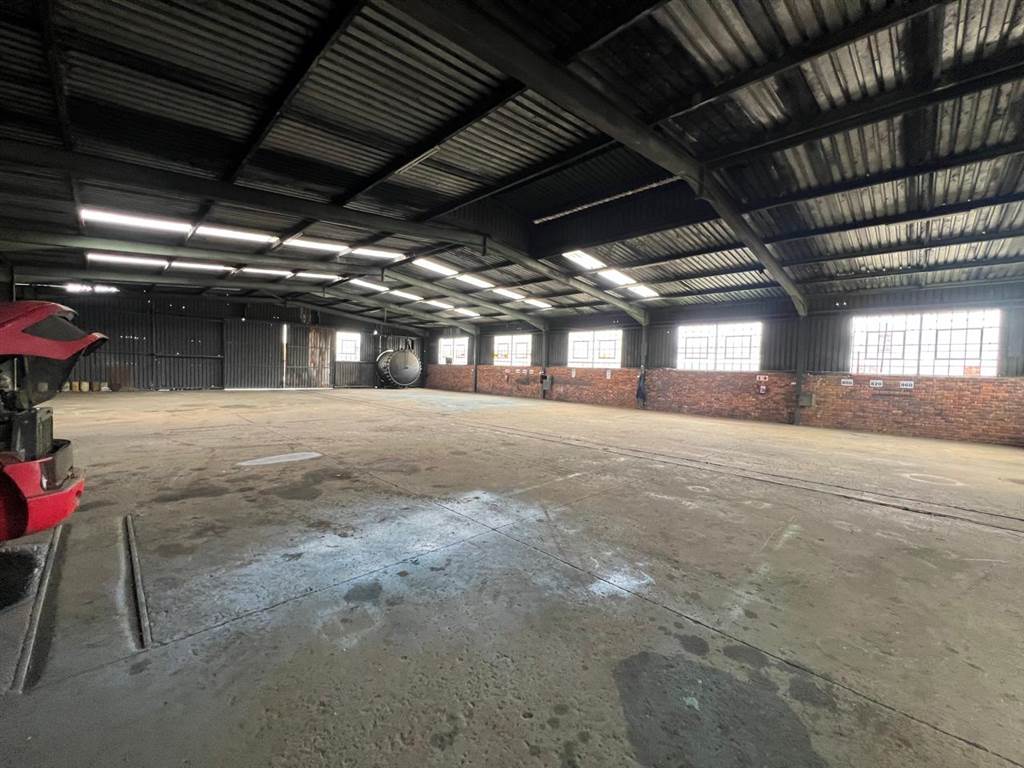 1050  m² Industrial space in Boksburg Central photo number 3