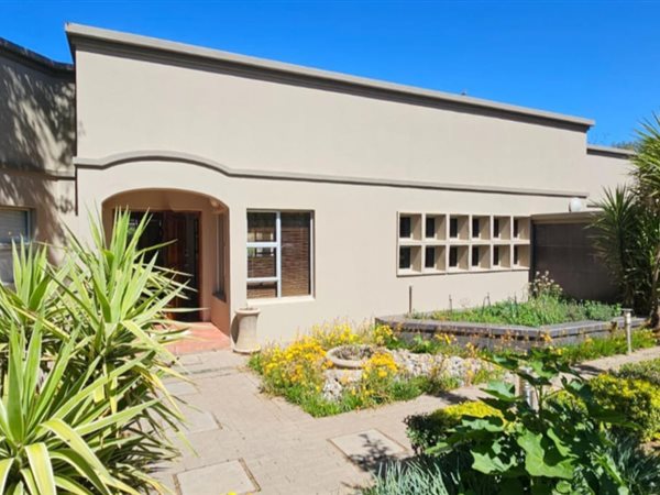 3 Bedroom House 3 Bedroom House