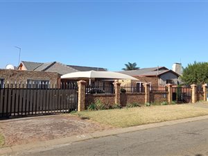 5 Bed House in Cresslawn
