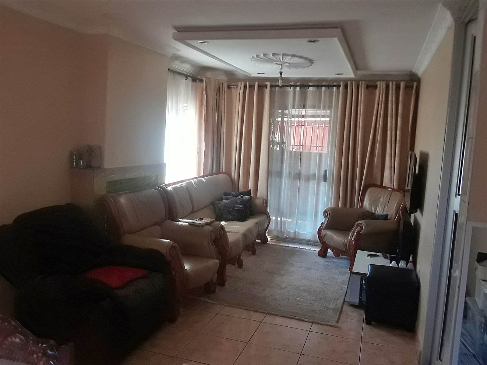 3 Bed House in Mamelodi photo number 10