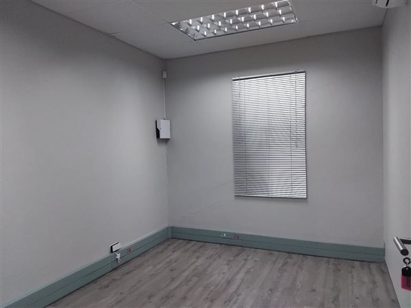 10  m² Commercial space