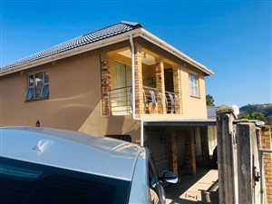 4 Bed House in Lamontville