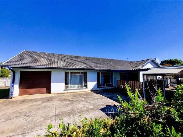 3 Bedroom House 3 Bedroom House