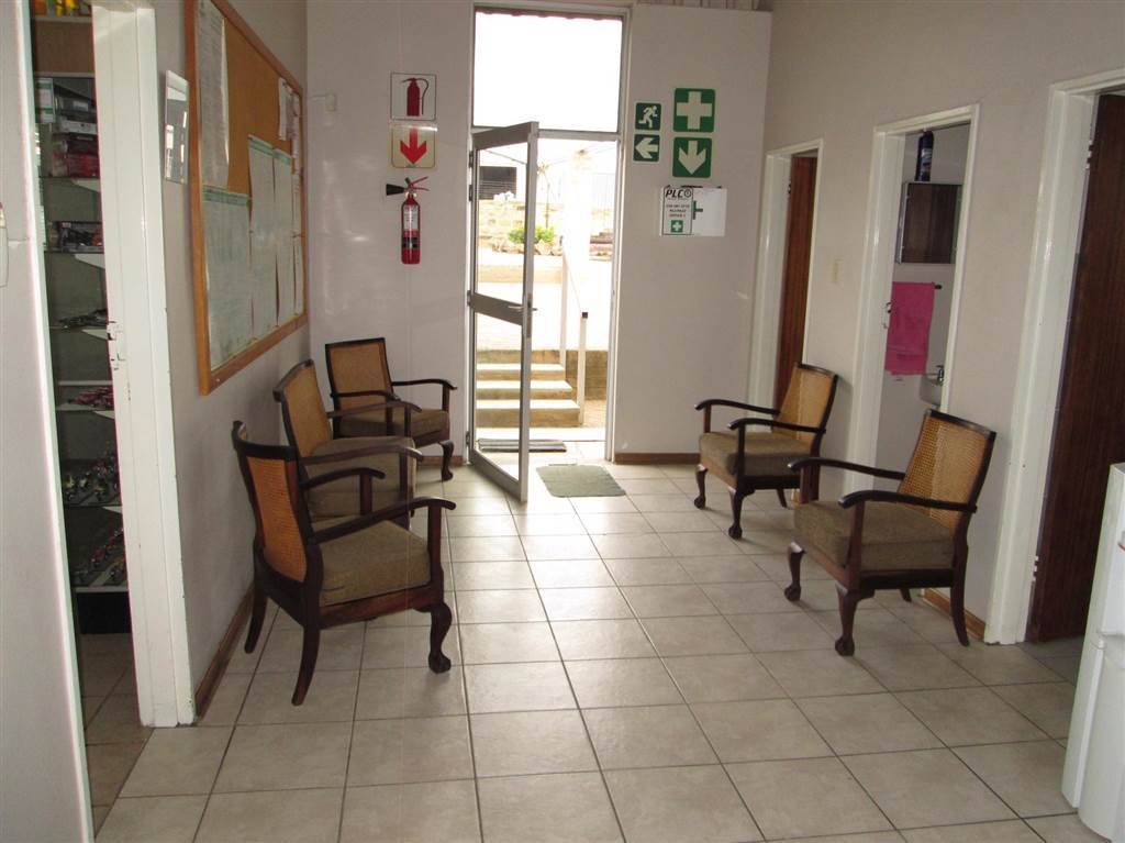 1860  m² Office Space in Senekal photo number 5