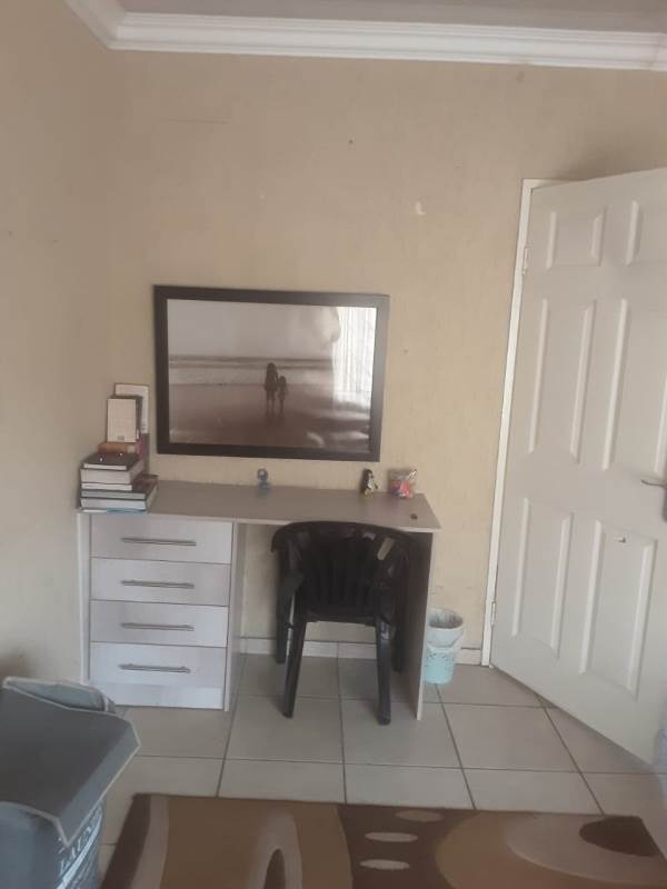 3 Bed House in Katlehong photo number 15