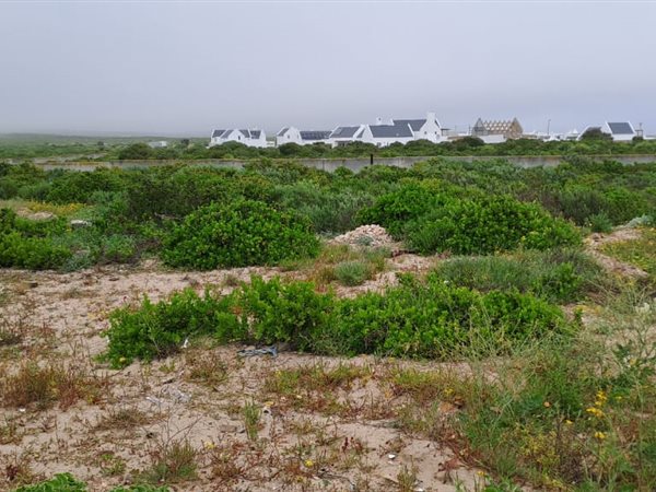 555 m² Land available in Paternoster