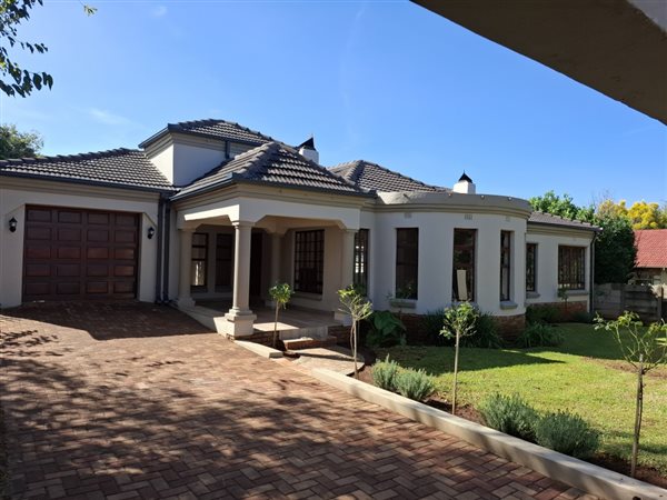 3 Bedroom House 3 Bedroom House