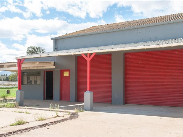 107  m² Commercial space in Tulbagh