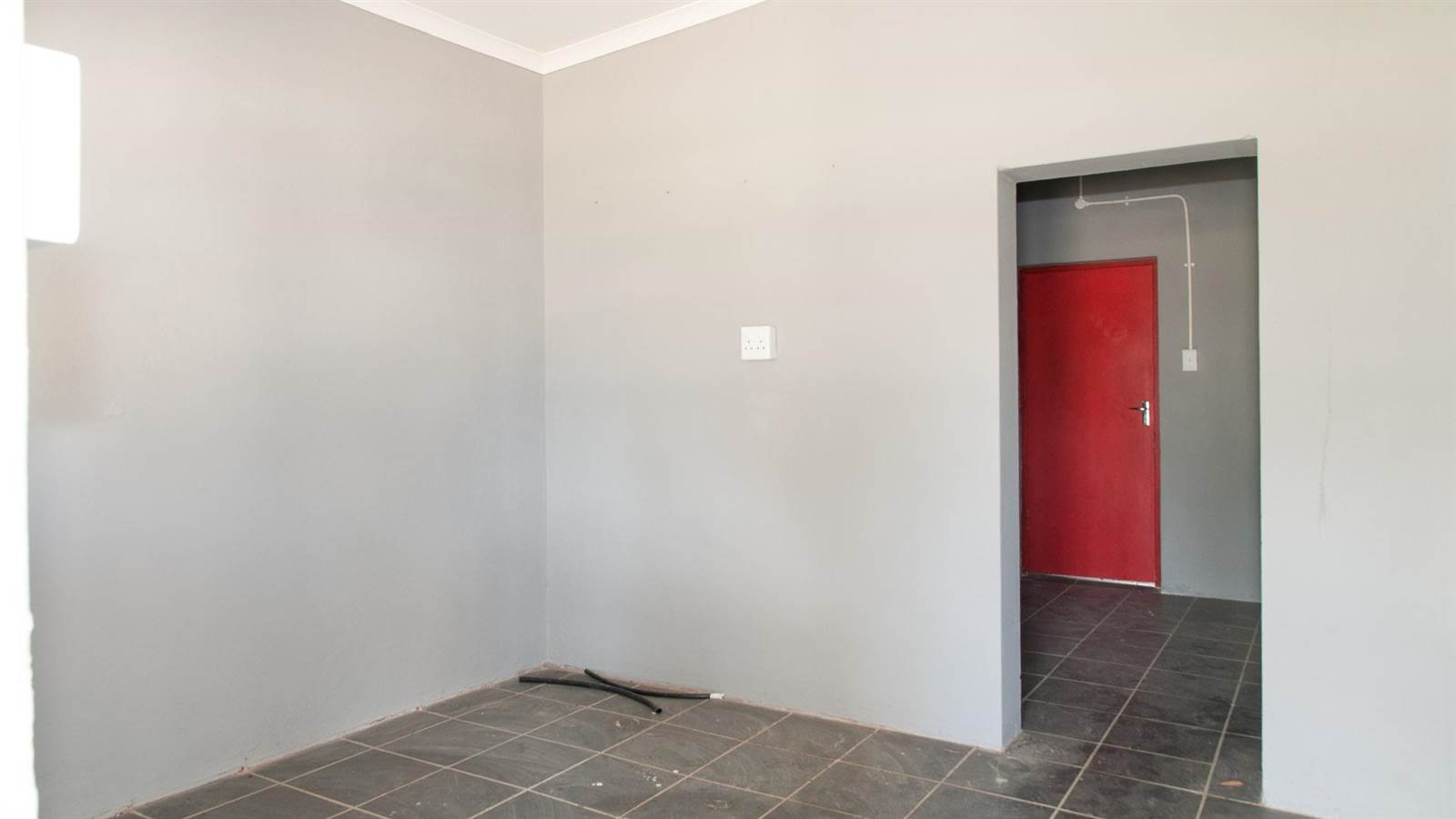 107  m² Commercial space in Tulbagh photo number 3