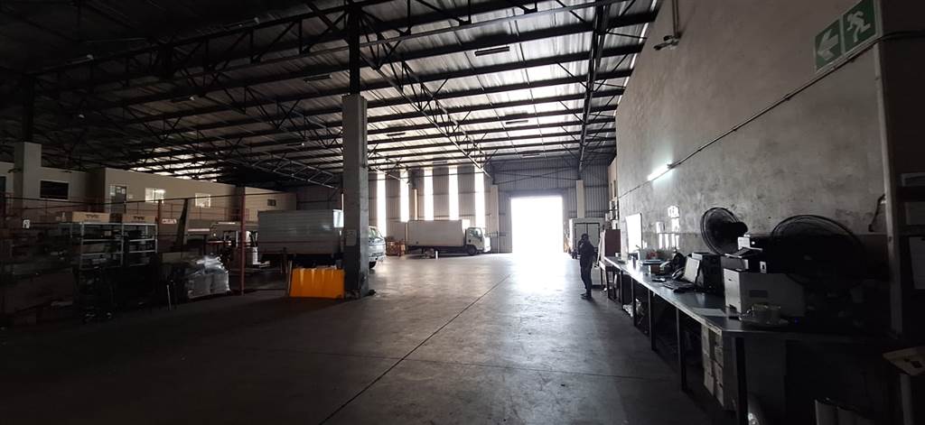 2300  m² Industrial space in Riverhorse Valley photo number 9