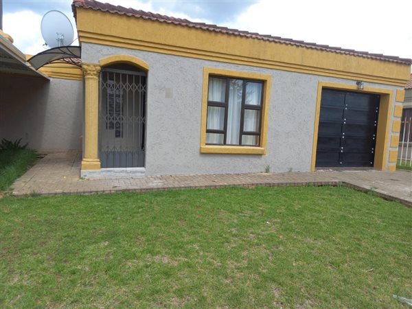 3 Bedroom House 3 Bedroom House