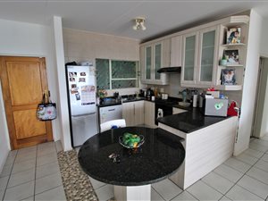 3 Bed Townhouse in Sunnyrock
