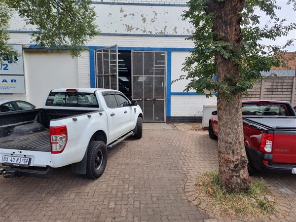 1000  m² Commercial space in Benoni Central