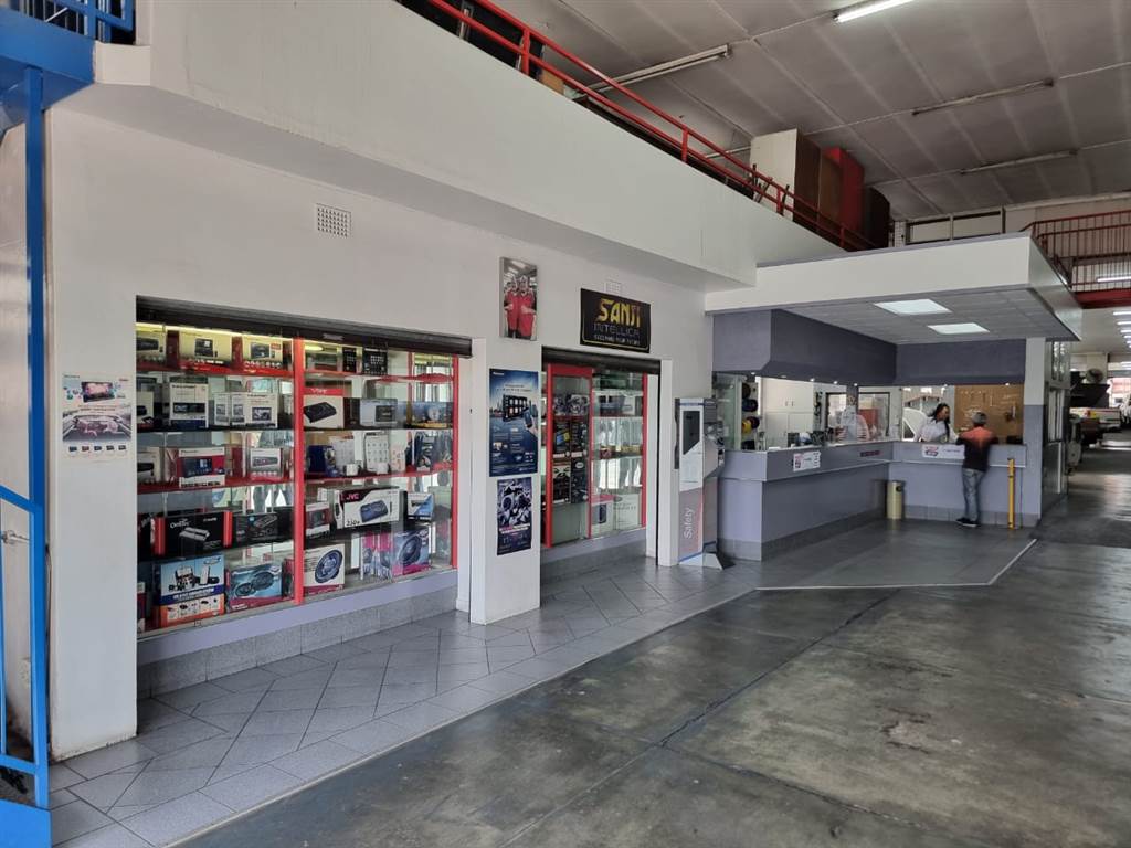 1000  m² Commercial space in Benoni Central photo number 13
