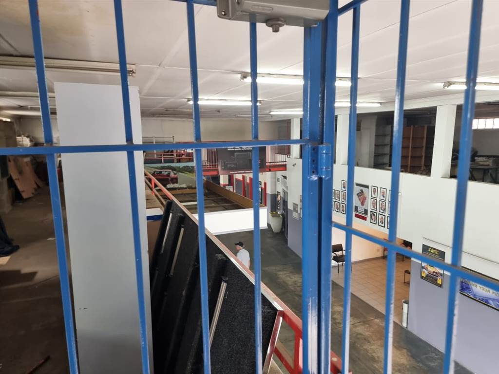 1000  m² Commercial space in Benoni Central photo number 26