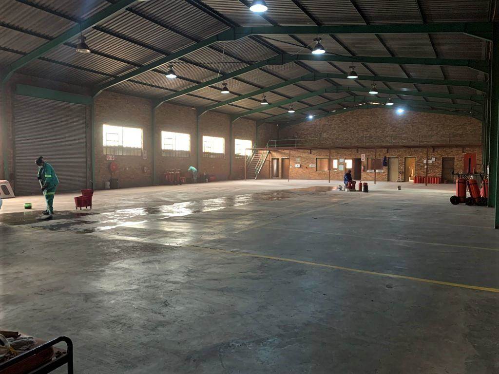 7479  m² Commercial space in Klarinet photo number 4