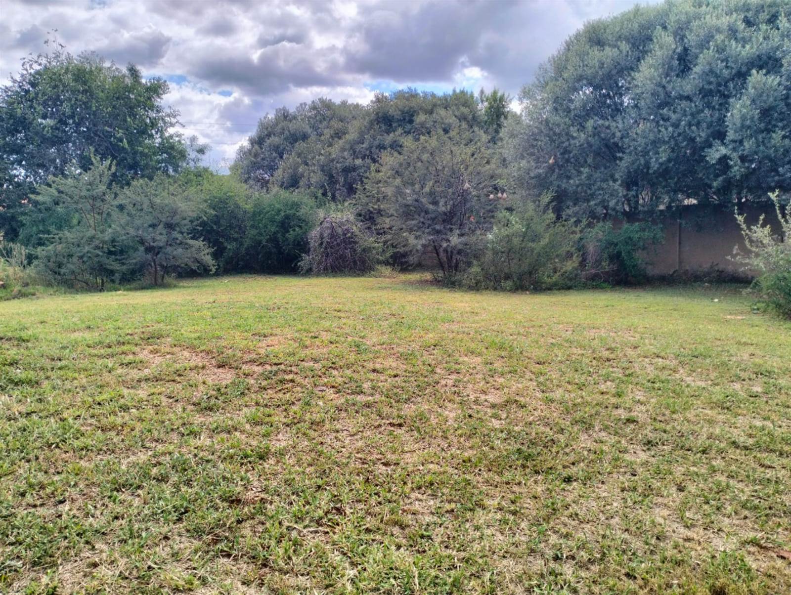 804 m² Land available in Birdwood photo number 1