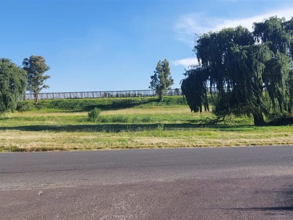 1388 m² Land available in Evander