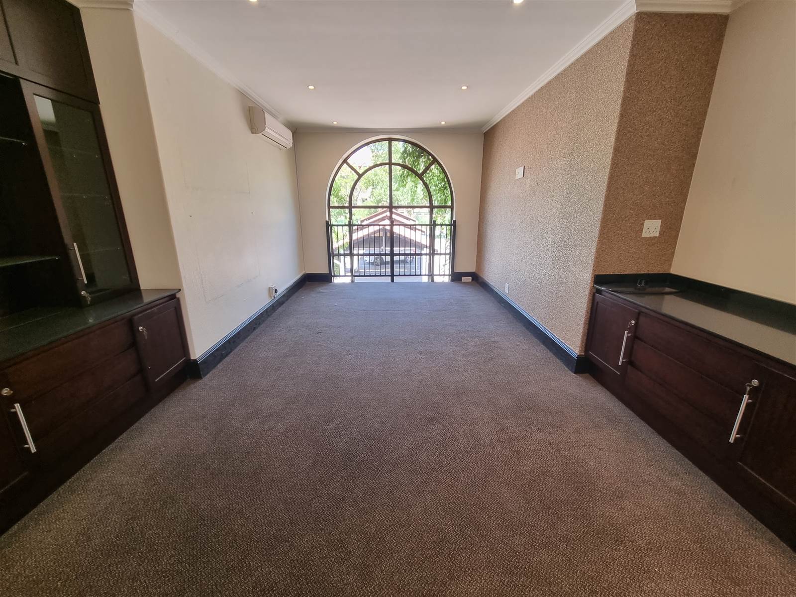 840  m² Commercial space in Rivonia photo number 4