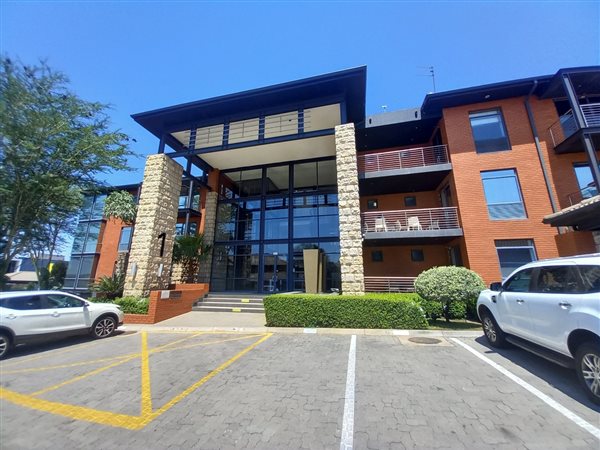 409  m² Commercial space