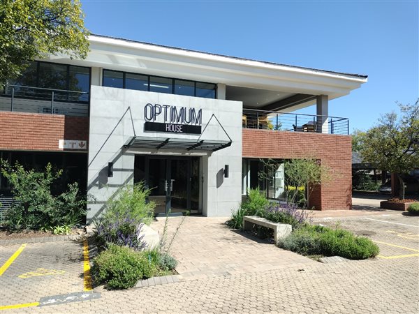 154  m² Commercial space in Bryanston