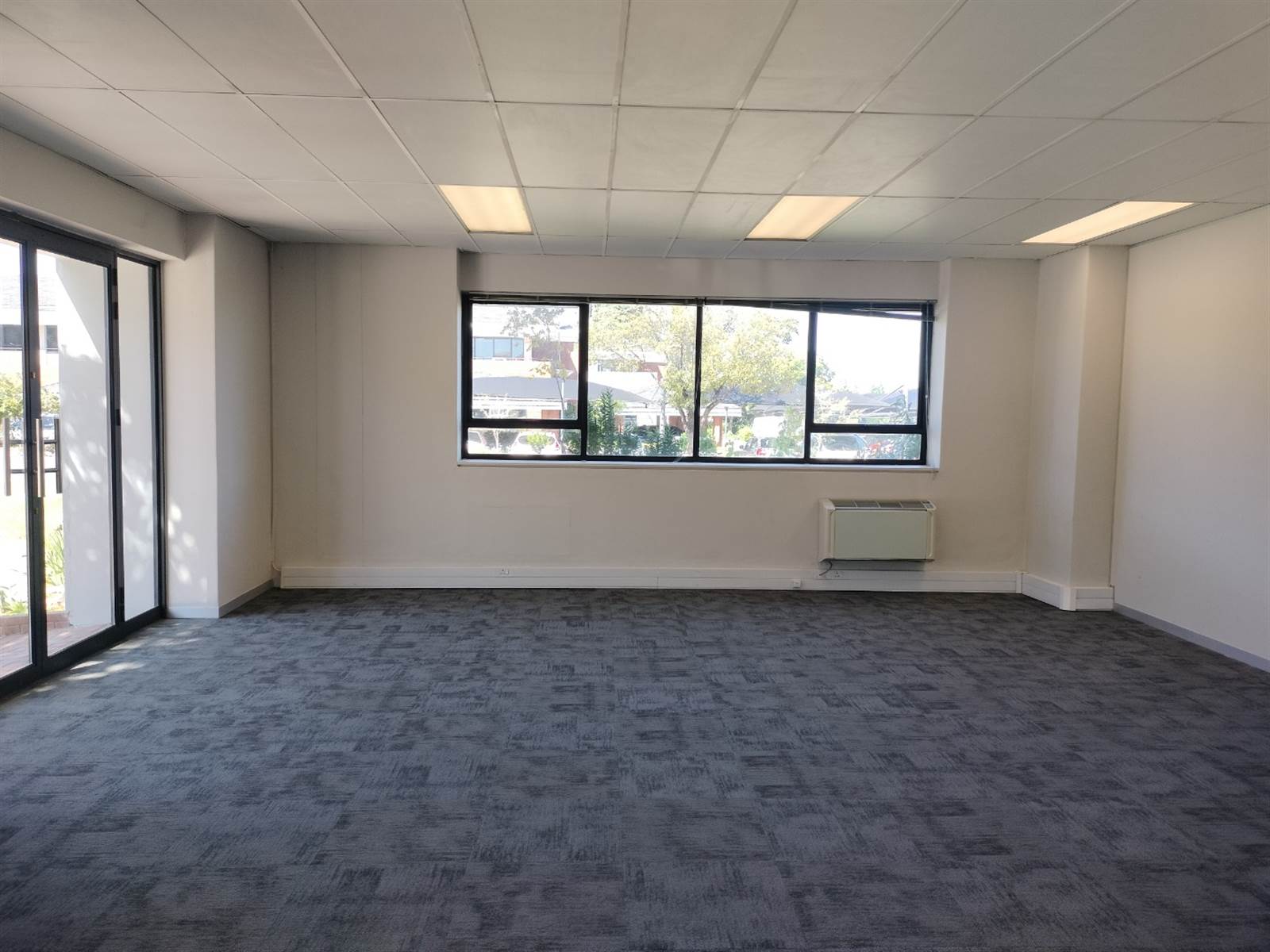 154  m² Commercial space in Bryanston photo number 7