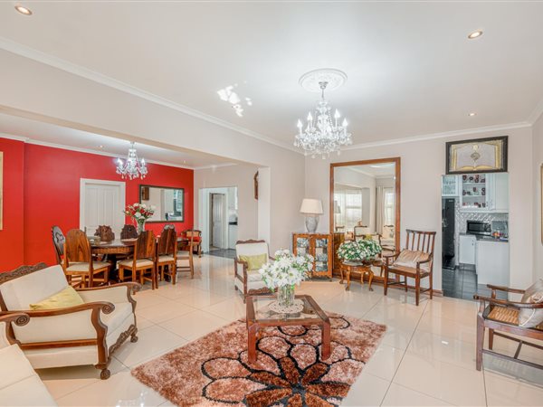 4 Bed House in Wynberg