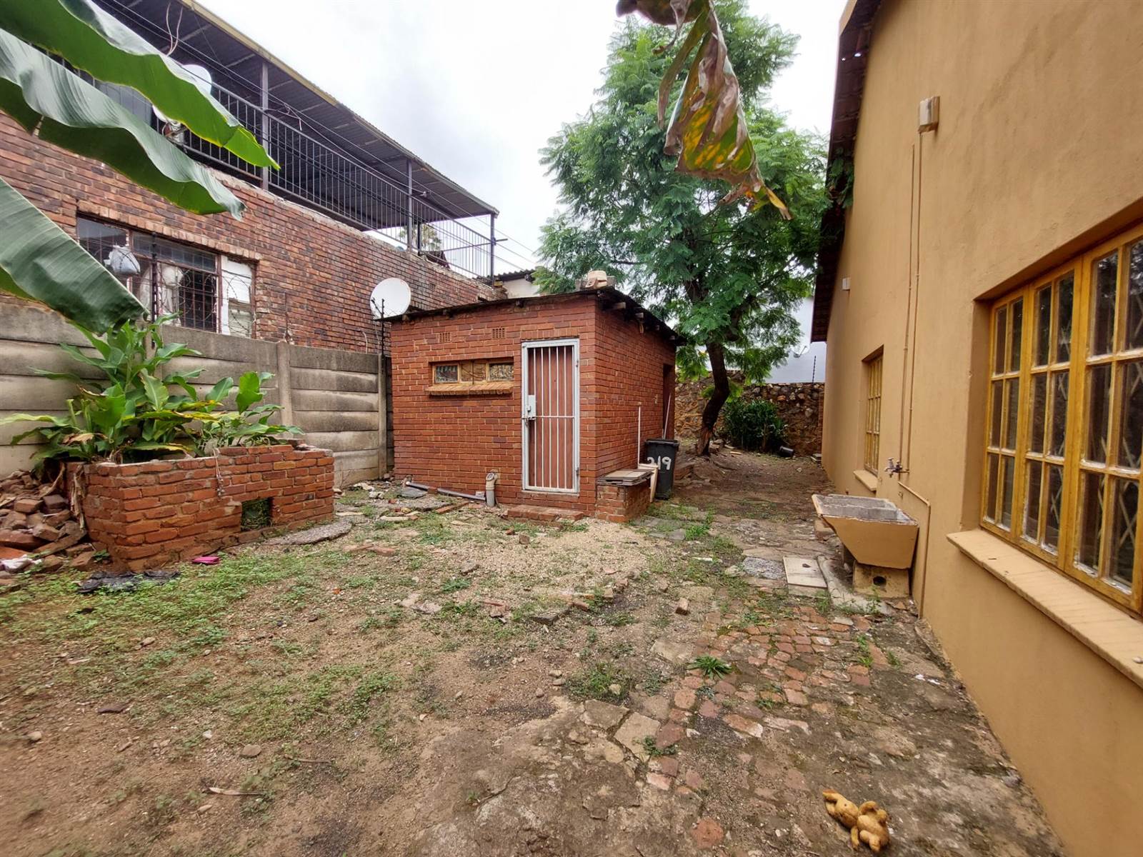 4 Bed House in Laudium photo number 30