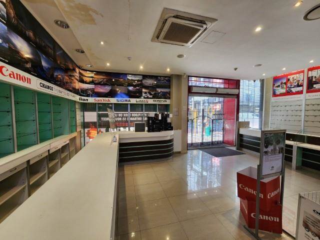 572  m² Commercial space in Cape Town City Centre photo number 11