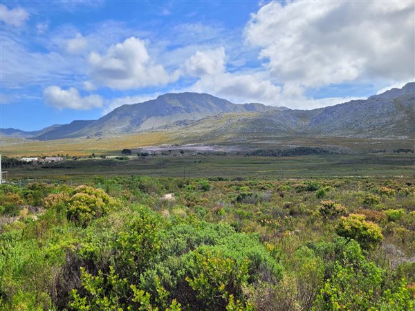 620 m² Land available in Pringle Bay