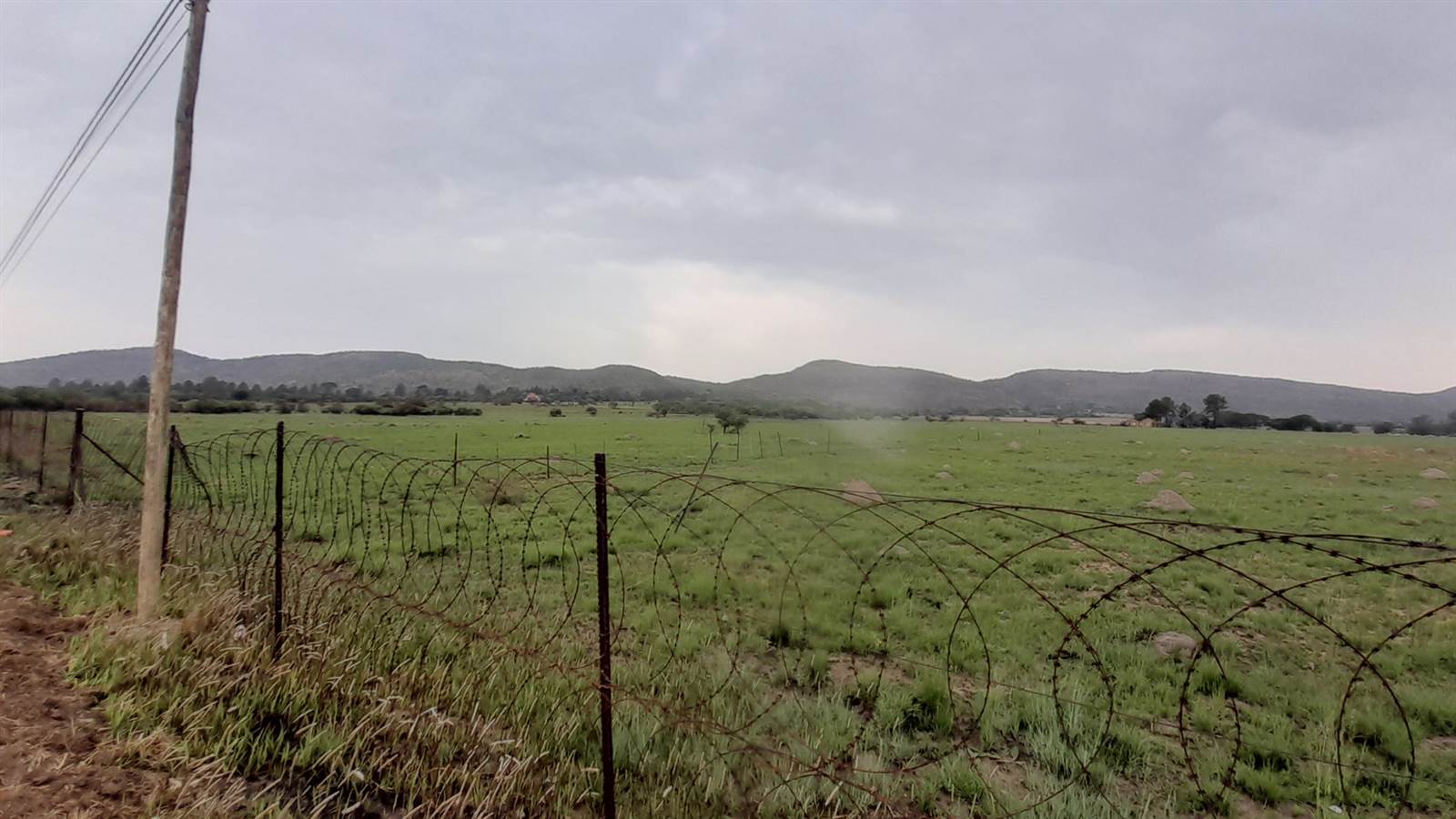 28.6 ha Land available in Hartbeespoort Dam photo number 5