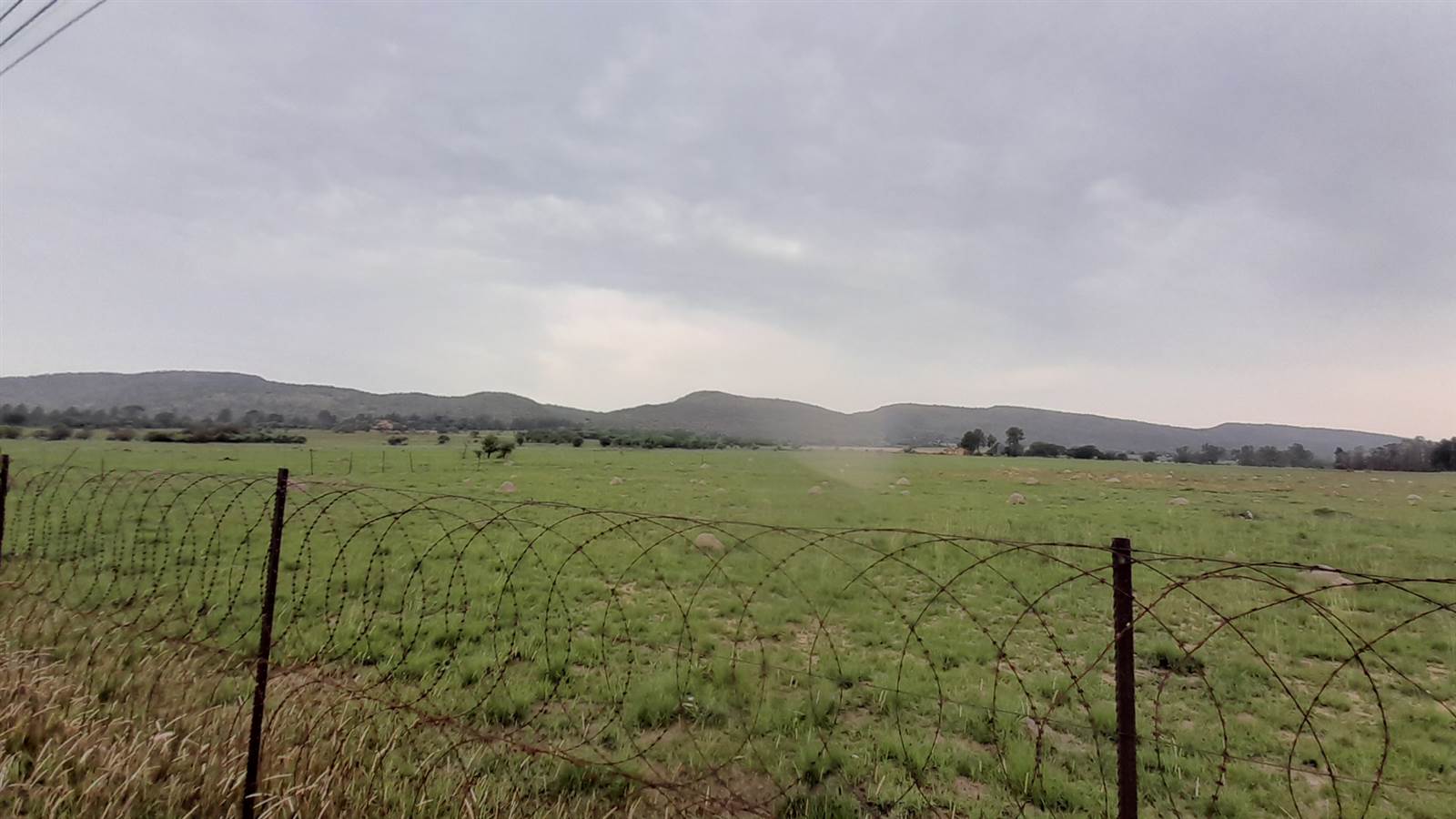 28.6 ha Land available in Hartbeespoort Dam photo number 4