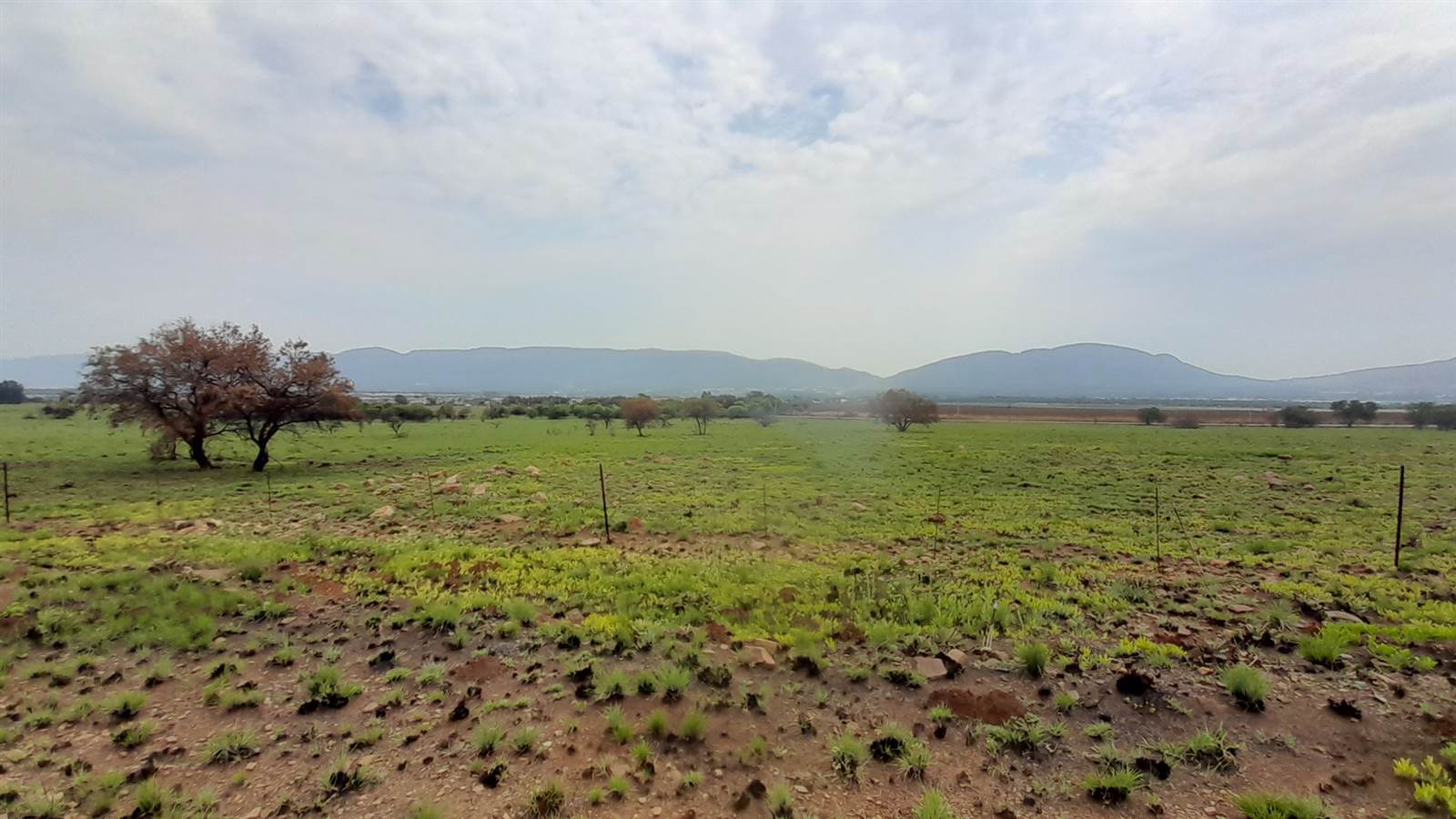 28.6 ha Land available in Hartbeespoort Dam photo number 3