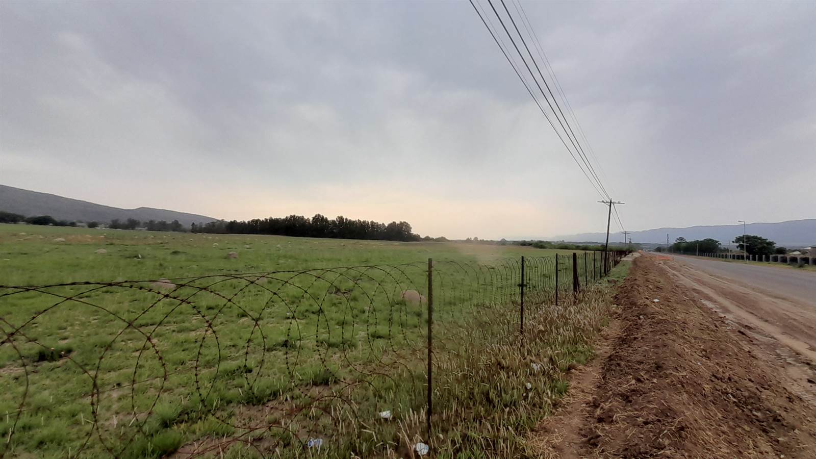 28.6 ha Land available in Hartbeespoort Dam photo number 2